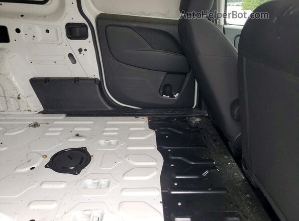 ZFBHRFAB8M6V34932 2021 RAM PROMASTER White Vista interior trasera