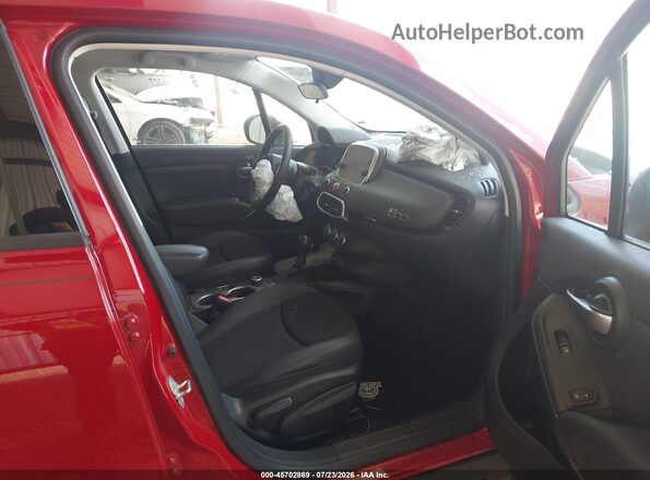 ZFBNF3B1XNP968801 2022 FIAT 500X Red Vista interior delantera