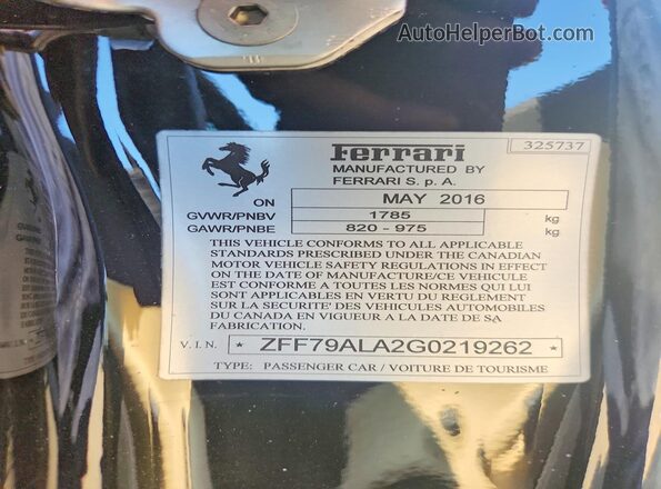 ZFF79ALA2G0219262 2016 FERRARI 488 Black Widok komory silnika