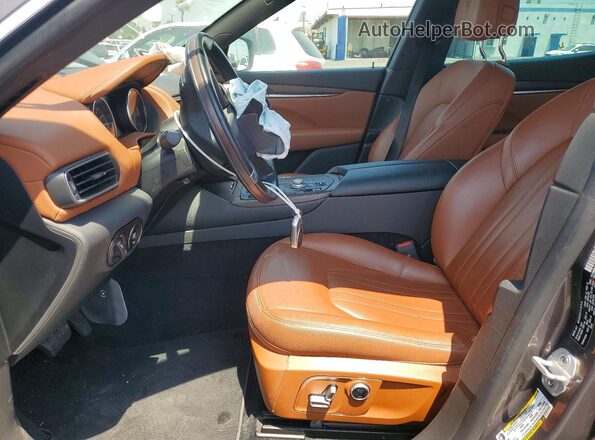 ZN661XUAXNX393408 2022 MASERATI LEVANTE Gray Vista interior delantera