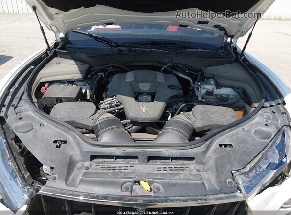 ZN661XUS4KX333323 2019 MASERATI LEVANTE White Vista trasera