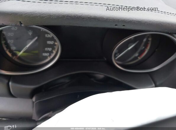 ZN661XUS9KX333317 2019 MASERATI LEVANTE Gray Vista de los asientos traseros