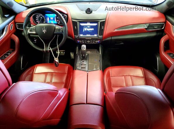 ZN661YUS2KX314937 2019 MASERATI LEVANTE Black Առջևի վահանակի տեսք