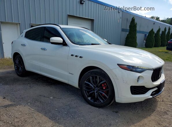 ZN661YUS7JX298524 2018 MASERATI LEVANTE White Front right