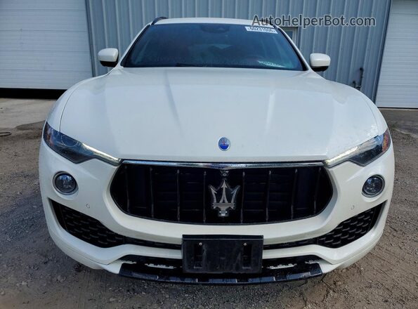 ZN661YUS7JX298524 2018 MASERATI LEVANTE White Front view