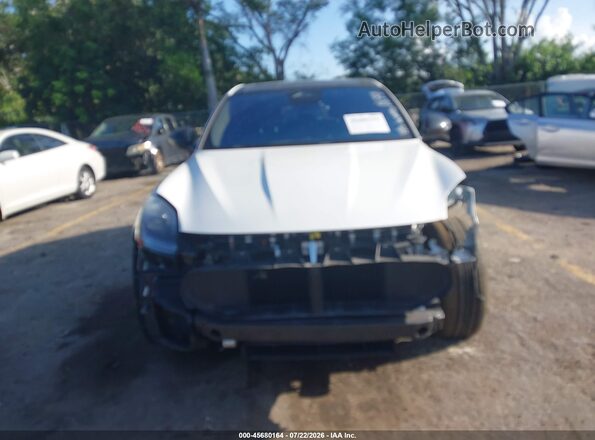 ZN6PMDBA6S7461874 2025 MASERATI GRECALE Белый Вид спереди