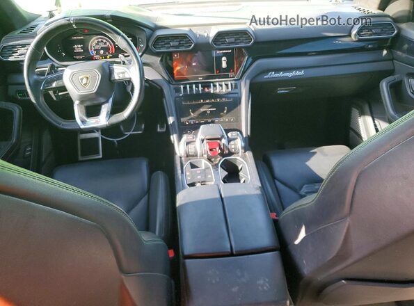 ZPBUA1ZLXMLA15524 2021 LAMBORGHINI URUS Зеленый Вид панели приборов