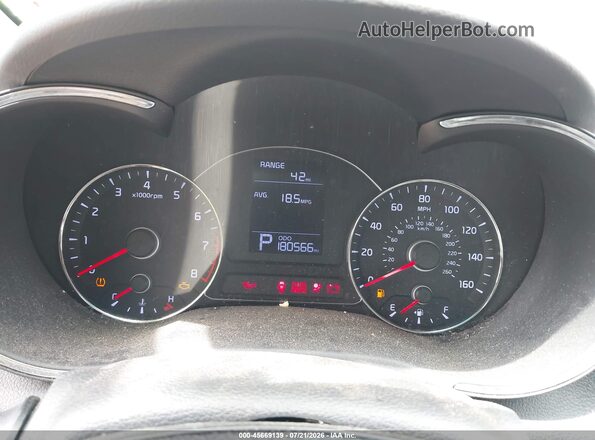knafk4a63g5527412 2016 KIA FORTE Silver Vista de los asientos traseros