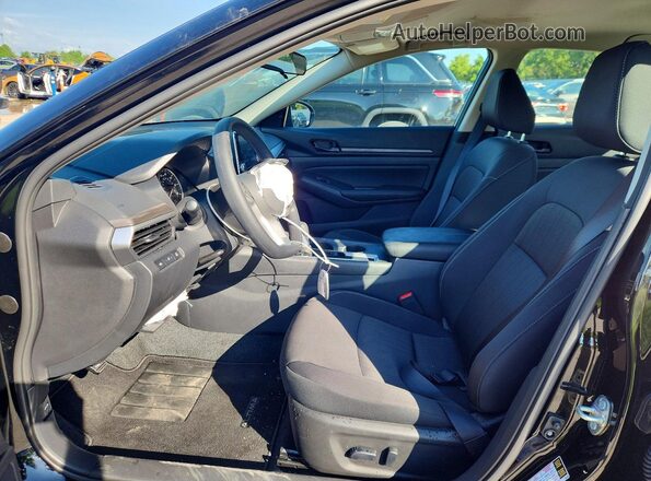 1N4BL4DV0TN347774 2026 NISSAN ALTIMA Black Dashboard view