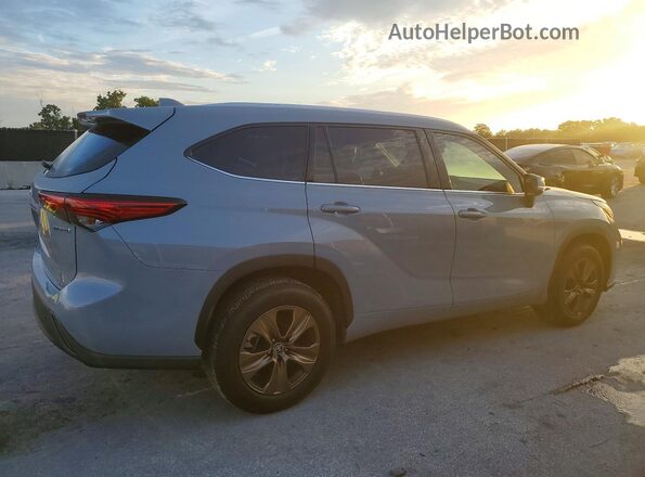 5TDAARAH2NS514429 2022 TOYOTA HIGHLANDER Gray Przód prawy
