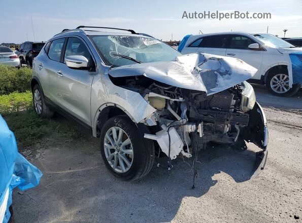 JN1BJ1CV8LW548500 2020 NISSAN ROGUE Silver Դիմացի տեսք