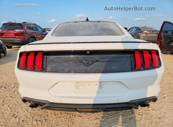 1FA6P8TH7L5158404 2020 FORD MUSTANG White Widok wnętrza z przodu