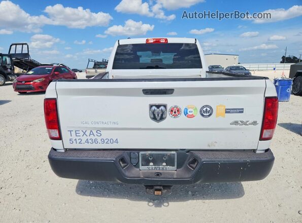 1C6RR7FG8MS515713 2021 RAM 1500 Белый Вид салона спереди