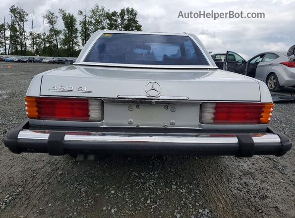 10704412017089 1974 MERCEDES-BENZ 450 Silver Вид ззаду