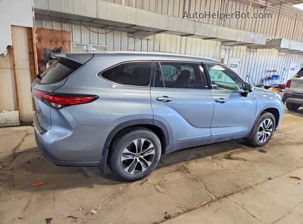 5TDGZRBH0NS197901 2022 TOYOTA HIGHLANDER Gray Առջևի աջ