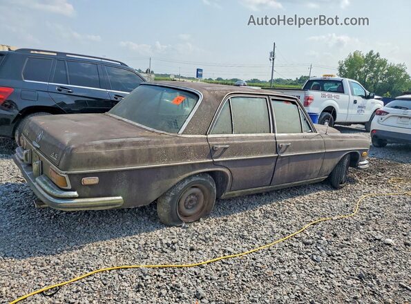 10806712008533 1972 MERCEDES-BENZ 280 Бордовый Задняя правая четверть