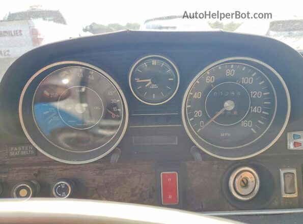 10806712008533 1972 MERCEDES-BENZ 280 Бордовый Вид щитка приборов
