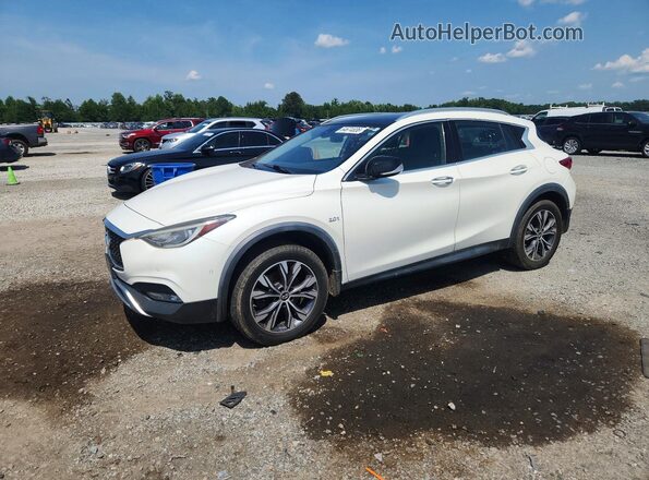 SJKCH5CR2JA041770 2018 INFINITI QX30 White Trasero izquierdo