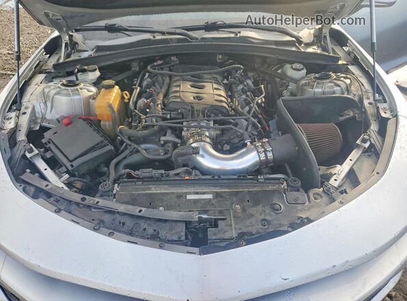 1G1FH1R79K0104507 2019 CHEVROLET CAMARO Silver Engine compartment view