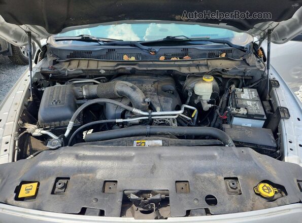 1C6RR6FT9HS655461 2017 RAM 1500 White Widok komory silnika