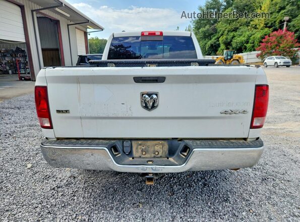 1C6RR7TT0LS101499 2020 RAM 1500 White Widok wnętrza z przodu