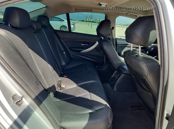 WBXYJ3C32JEP76516 2018 BMW X2 White Widok wnętrza z tyłu