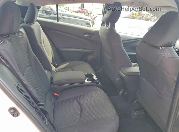 JTDKARFP9H3042207 2017 TOYOTA PRIUS Белый Вид задней части салона
