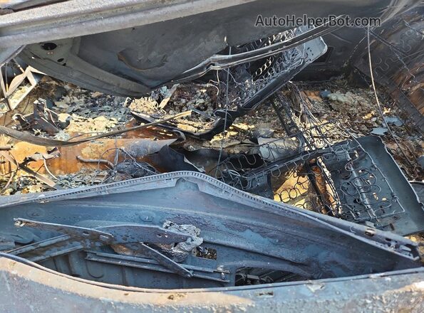 111117W181022 1967 CHEVROLET UK Пожар Вид салона спереди