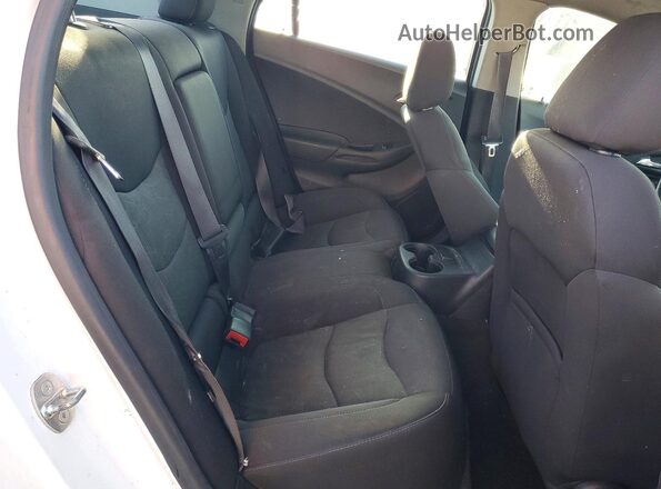 1G1RC6S53HU169436 2017 CHEVROLET VOLT White Widok wnętrza z tyłu