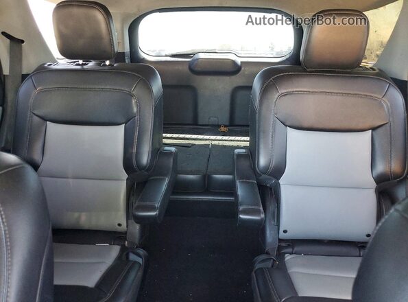 1FMSK8DHXNGB02837 2022 FORD EXPLORER Gray Вид задньої частини салону