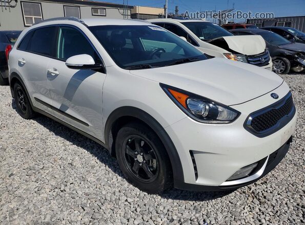 KNDCC3LCXK5298168 2019 KIA NIRO White წინა ხედი