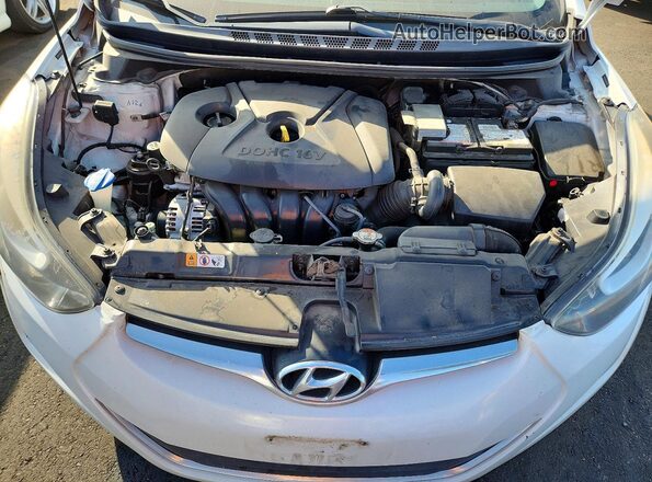 5NPDH4AE4GH750722 2016 HYUNDAI ELANTRA Белый Вид подкапотного пространства