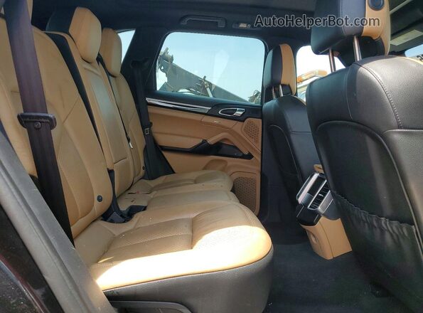 WP1AA2A27GKA13371 2016 PORSCHE CAYENNE Black Շարժիչի բաժամունքի տեսք