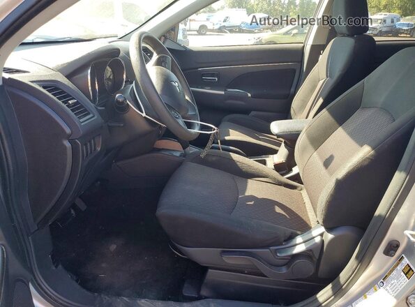JA4AP3AU8KU022482 2019 MITSUBISHI OUTLANDER Gray Widok deski rozdzielczej