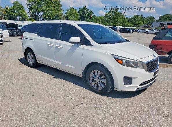 KNDMA5C11G6157401 2016 KIA SEDONA White Front view