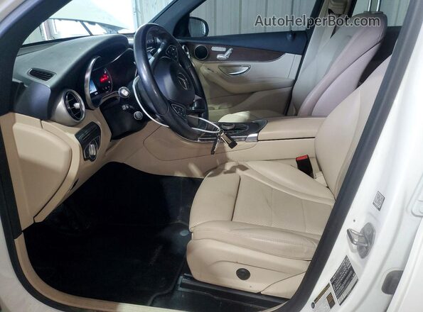 WDC0G4KB6JV090982 2018 MERCEDES-BENZ GLC-CLASS White Widok deski rozdzielczej