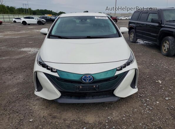 JTDKARFP9H3042207 2017 TOYOTA PRIUS Белый Вид сзади