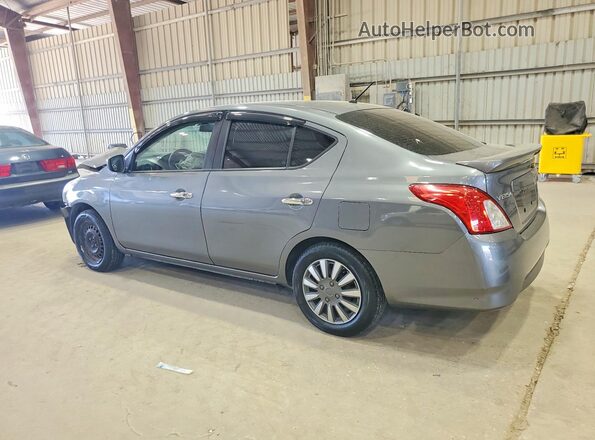 3N1CN7AP6JL879627 2018 NISSAN VERSA Gray Trasero derecho