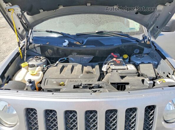 1C4NJPBB7GD774663 2016 JEEP PATRIOT Silver VIN კოდის სტიკერის ხედი