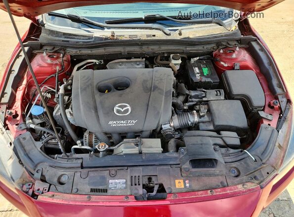 3MZBN1U76HM142270 2017 MAZDA 3 Red Vista del compartimento del motor