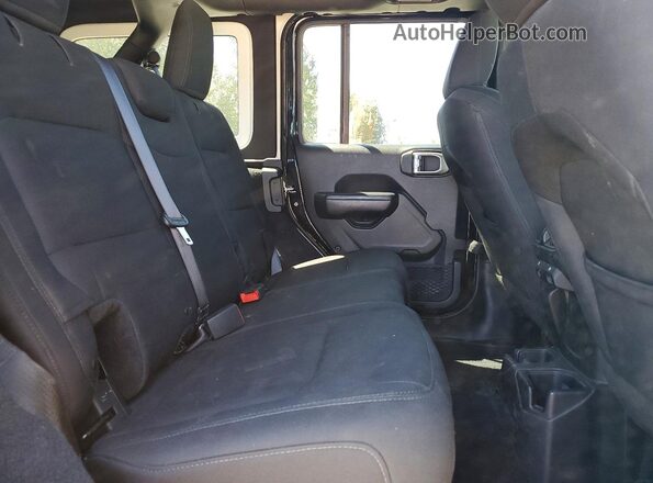 1C4HJXDG2JW133499 2018 JEEP WRANGLER Black ძრავის განყოფილების ხედი