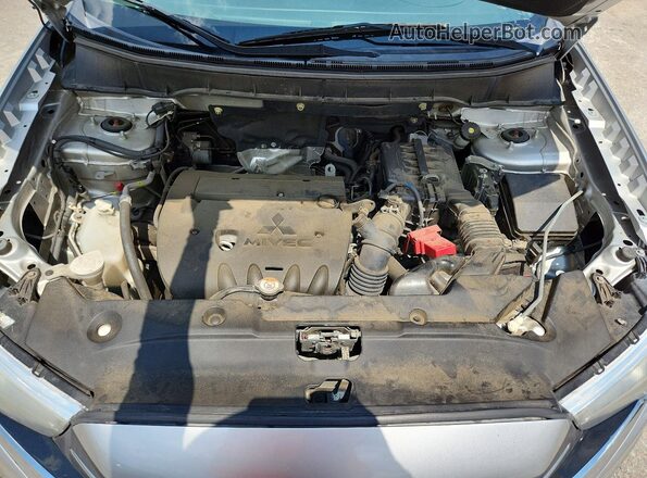 JA4AP3AU3KU017075 2019 MITSUBISHI OUTLANDER Silver Вид наклейки з VIN-кодом