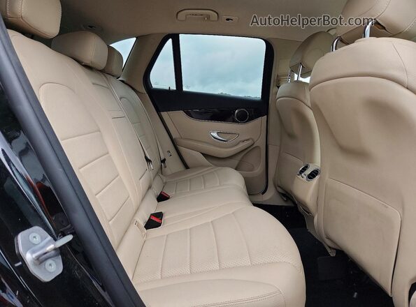 WDC0G4JB7HV011024 2017 MERCEDES-BENZ GLC-CLASS Черный Вид подкапотного пространства