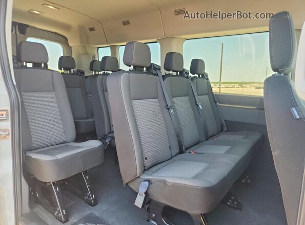 1FBAX2C8XRKB81806 2024 FORD TRANSIT White Vista del compartimento del motor