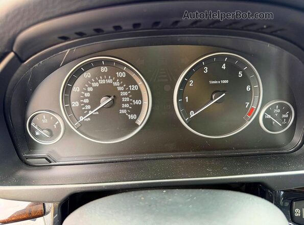 5UXKR2C59GOR69371 2016 BMW X5 Silver Widok zestawu wskaźników