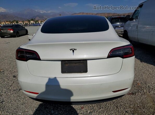 5YJ3E1EA4NF154595 2022 TESLA OTHER Белый Вид салона спереди