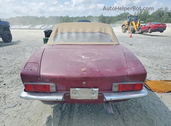 124BS10057670 1972 FIAT 124 Red Սալոնի հետևի տեսք