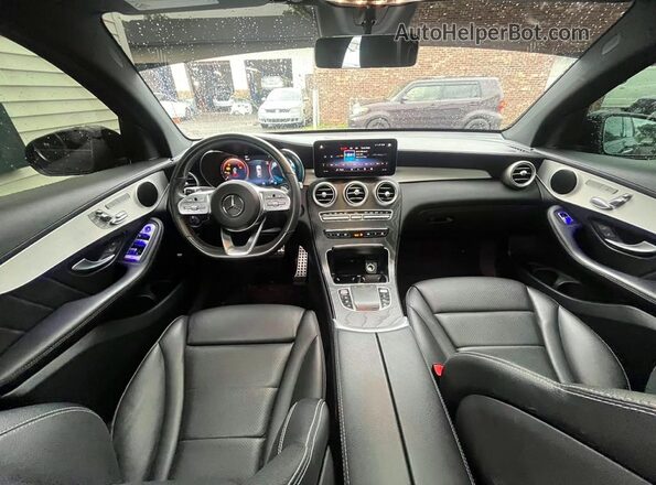 W1N0J8EB8NG035236 2022 MERCEDES-BENZ GLC-CLASS Черный Панорамный вид салона 360°