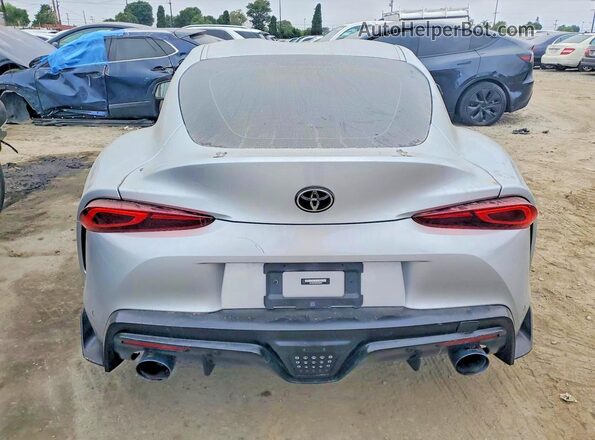 WZ1DB2C06NW048935 2022 TOYOTA GR Silver Սալոնի դիմացի տեսք
