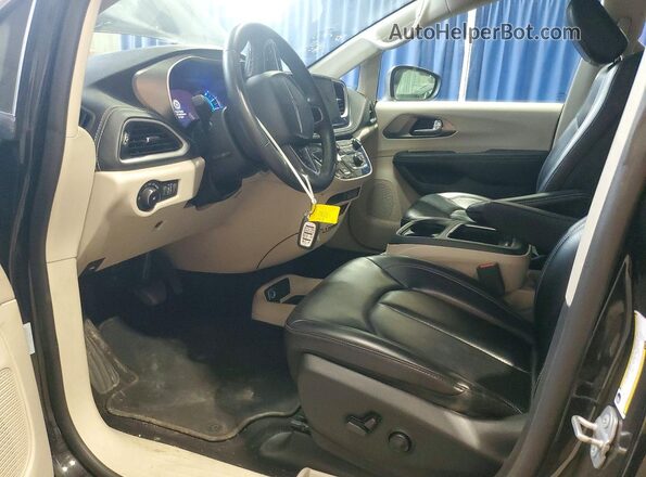 2C4RC1L74PR541162 2023 CHRYSLER PACIFICA Черный Вид панели приборов